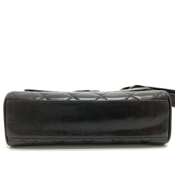 Pre Loved chanel Women Black Shoulder Bags - Picture 3 of 8